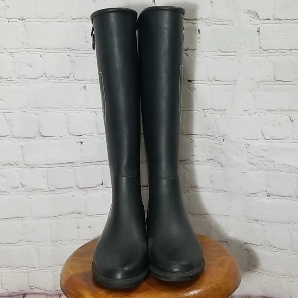 Juicy Couture Black Crest Rubber Tassel Riding Boots